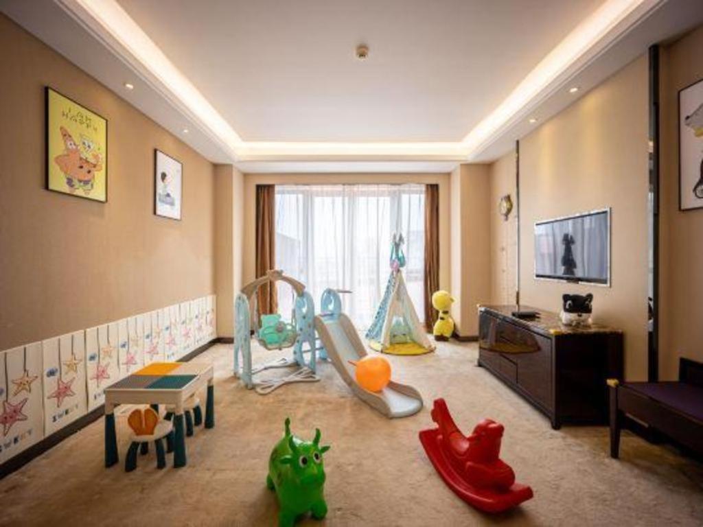 Eurasia Convention International Hotel Wuhan Exterior foto