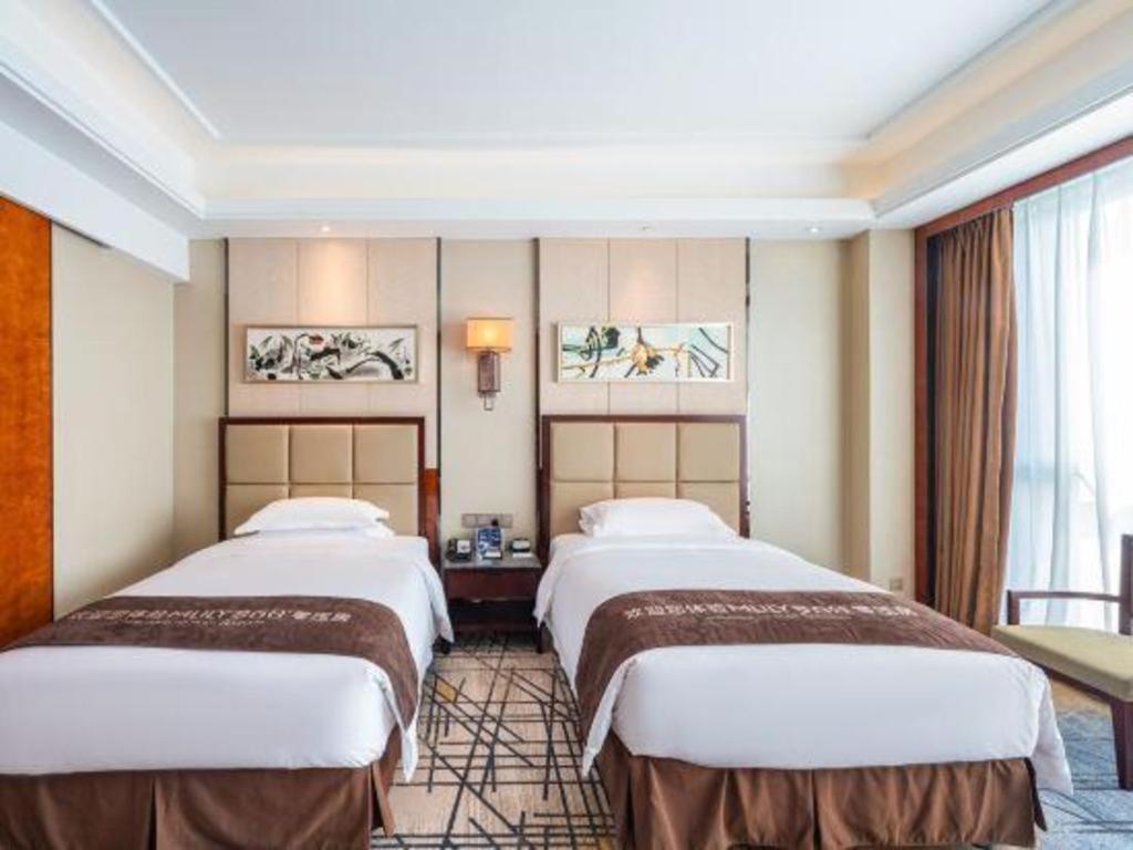 Eurasia Convention International Hotel Wuhan Exterior foto