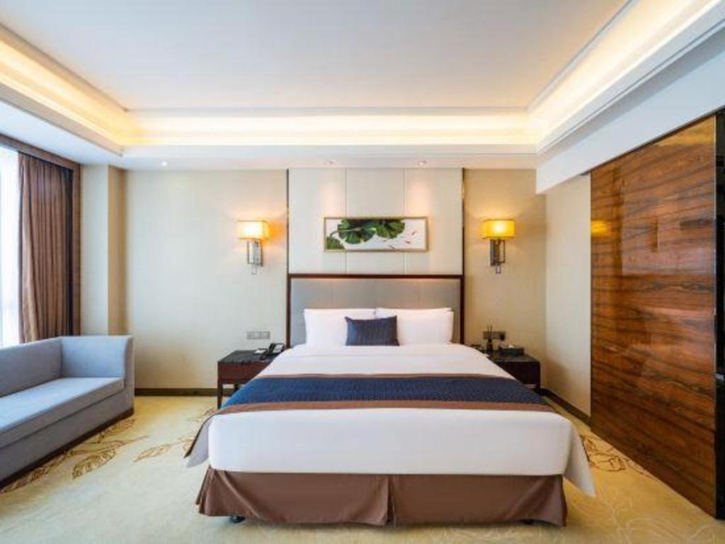 Eurasia Convention International Hotel Wuhan Exterior foto