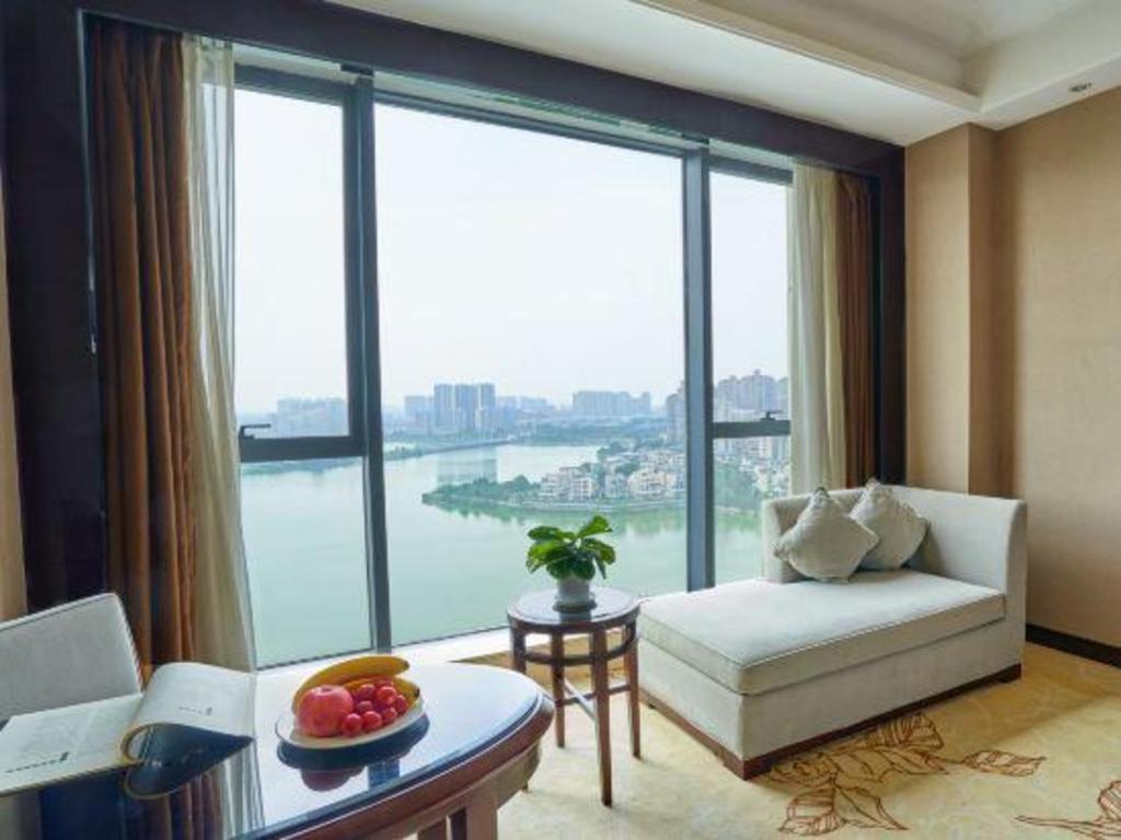 Eurasia Convention International Hotel Wuhan Exterior foto